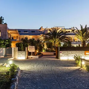 Aparthotel Hibiscus, La Caletta